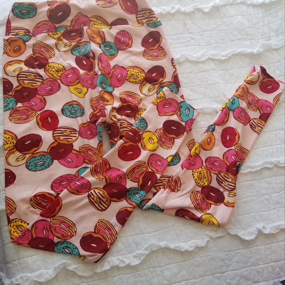 LuLaRoe Doughnut Leggings One Size Super Cute! Like New!
